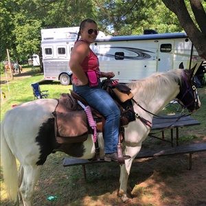 Meet your Posher, Olivia